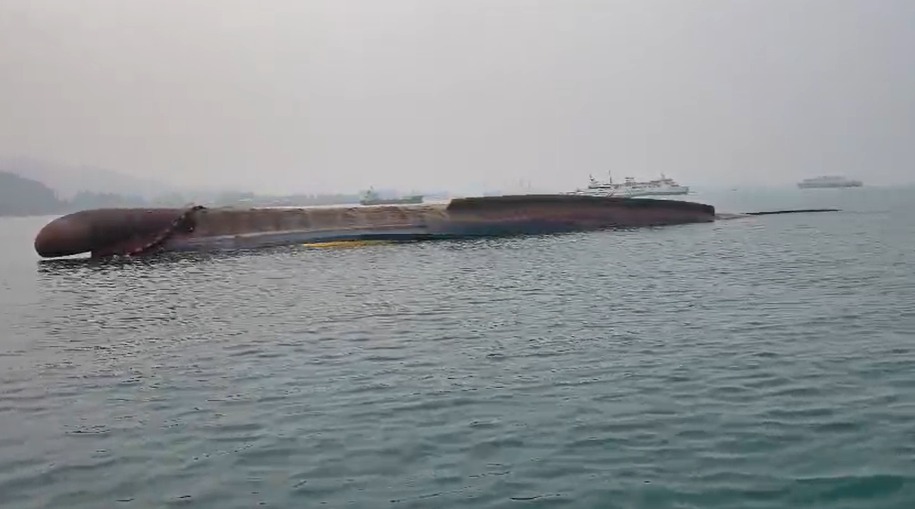 Kemenhub dan ASDP Pastikan Operasional Pelabuhan Merak Tetap Normal Pascatenggelamnya KMP Batumandi